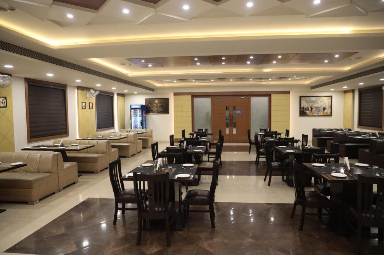 Hotel La Pearl Naiapura المظهر الخارجي الصورة
